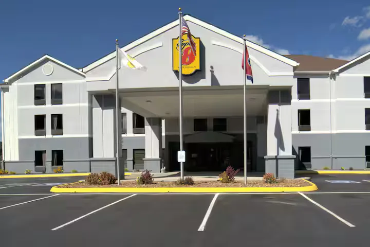 Super 8 by Wyndham Crossville