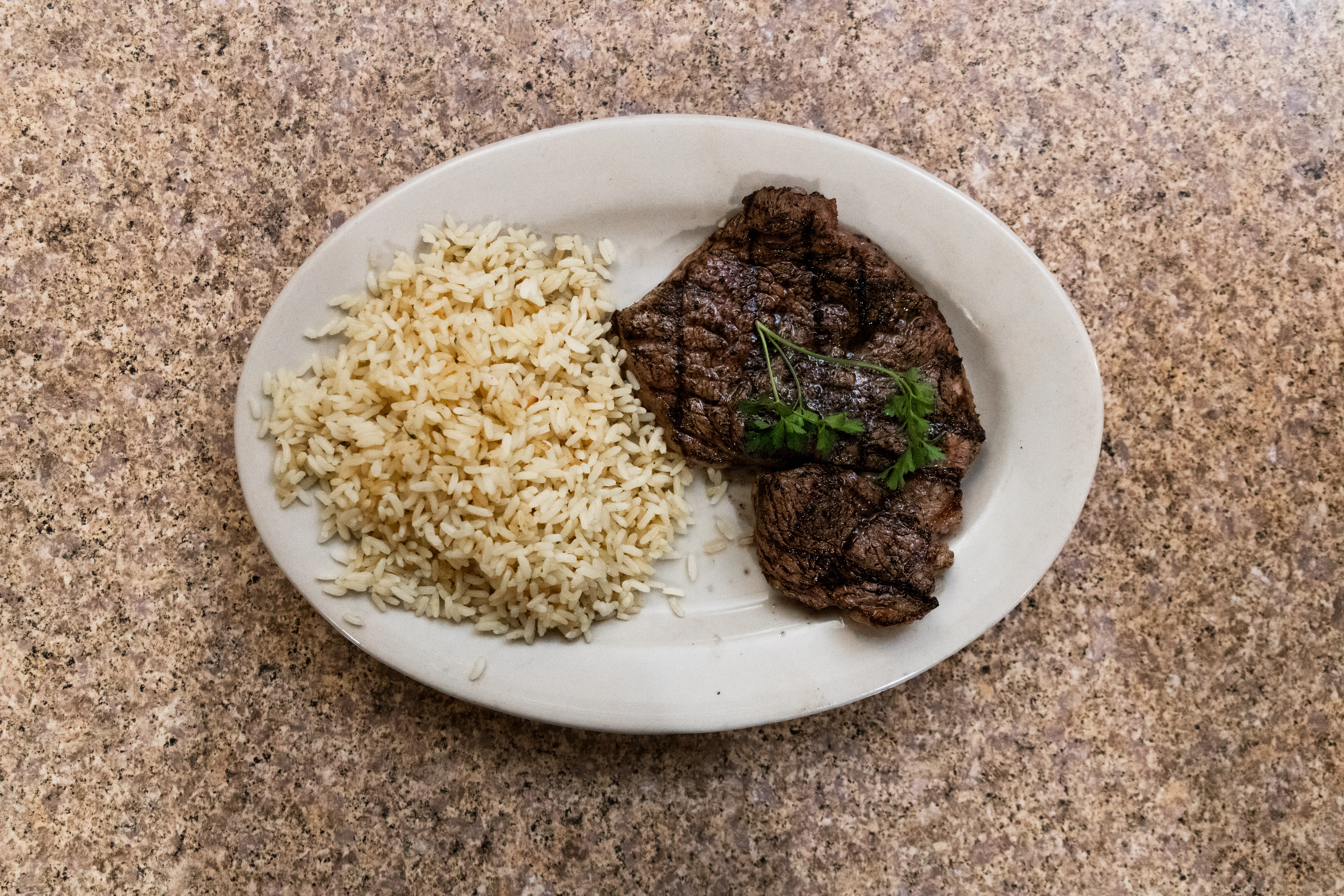 The Beef & Barrel Restaurant and Lounge