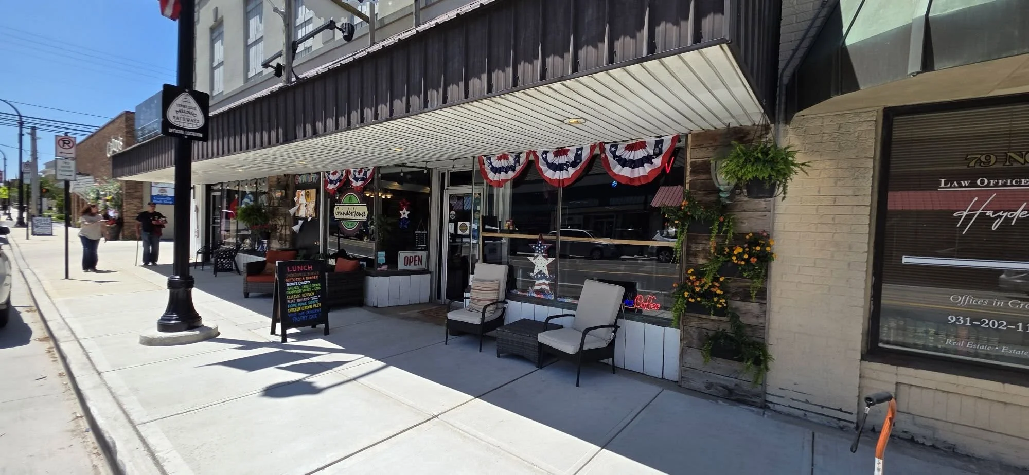 Grinder House Coffee Shop — photo 2