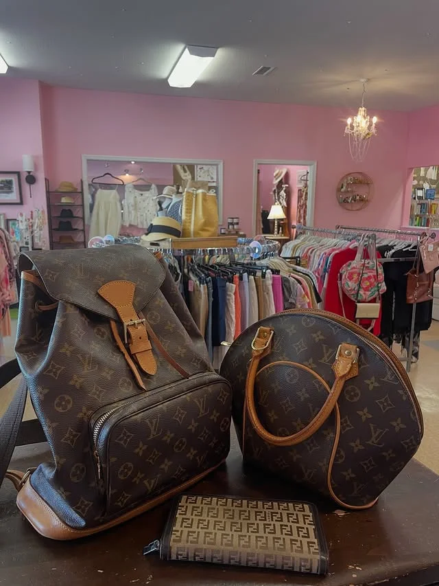 Pretty Clothes Shoppe